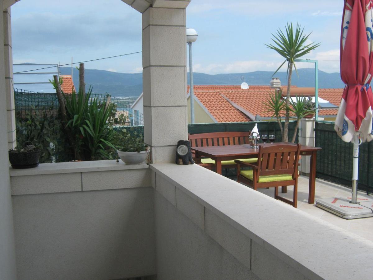 Apartmani Jole Трогир Экстерьер фото