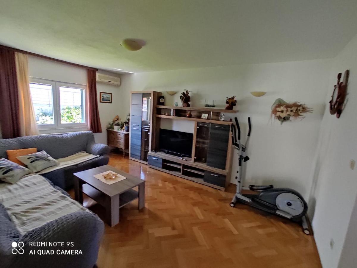 Apartmani Jole Трогир Экстерьер фото
