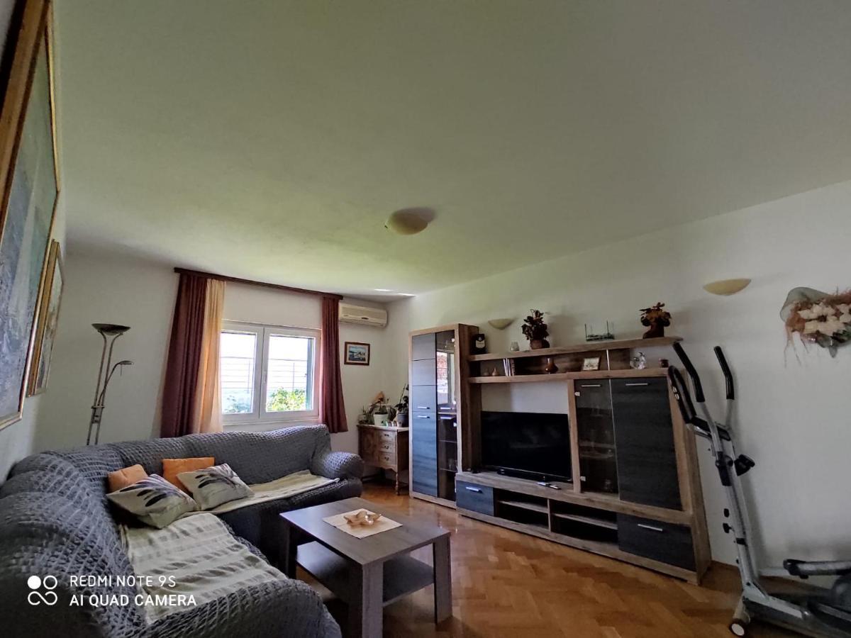 Apartmani Jole Трогир Экстерьер фото